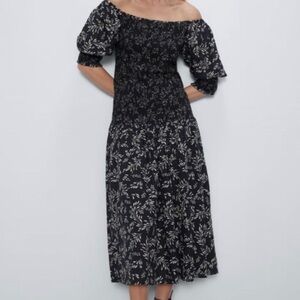 NWOT Zara Penny Ruched Black Floral Linen Blend Boho Midi Dress Size Small